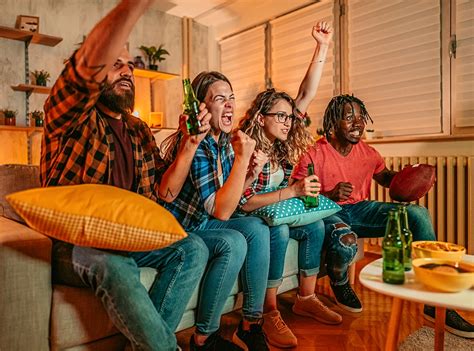 4 Tips for Hosting the Best Super Bowl Party